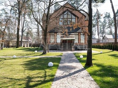 Довгострокова оренда будинку від посередника на вул. Шевченко • ID 24159271