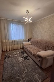 Продам 3х комнатну.е. артиру Чугуев