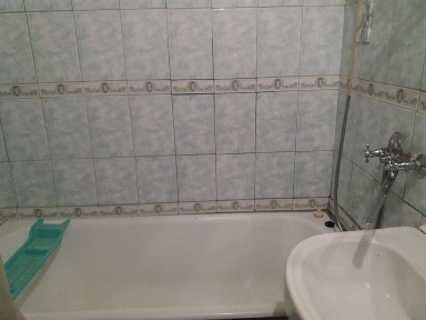 Продам 2-ком. кв. по ул. Чумаченка ( р-н остановок гор. тр. Малиновского)