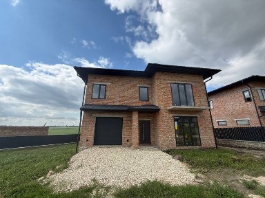 Продається будинок в передмісті м. Тернопіль