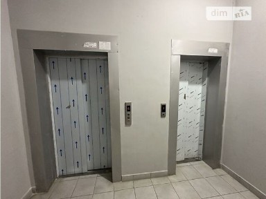 Продаж 3к квартири 79.8 кв. м на вул. Припортова, кв. 32 • ID 34703298