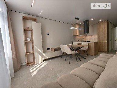 Продаж 2к квартири 72 кв. м на вул. Смакули • ID 34703172