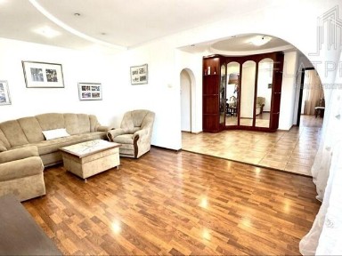 Продаж 3к квартири 92.7 кв. м на вул. Федора Ернста 2 • ID 34702226