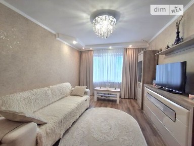 Продаж 3к квартири 67 кв. м на вул. Довженка • ID 34701768