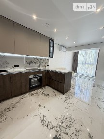 Продаж 1к квартири 51 кв. м на вул. Євгена Коновальця • ID 34701125