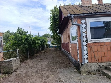 Продається будинок в с. Горбаків (Шкарів)