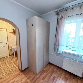 Оренда півбудинку, Бровари, район дитячої лікарні, 10000грн.