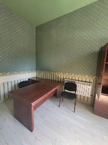 Офіс 217м2 на першому поверсі