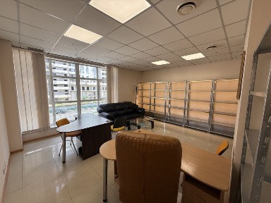 Аренда офиса Харьков 30 м. кв. с мебелью в БЦ Тетрис. Сдам свой офис, готовый Шоу-Рум
