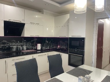 Продаж 3-х кімнатної квартири в ЖК Кристер град