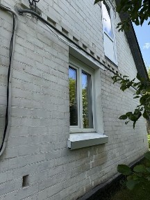 Продам цегляний якісний будинок в центрі смт. Міхайло Коцюбинську