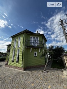 Продаж 2 поверхового будинку з верандою і ділянкою на 8 соток, 162 кв. м, 6 кімнат, на вул. Центральна • ID 34703873