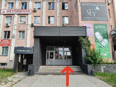 Нежитлове приміщення, бульвар Незалежності 14, у вестибюлі офісного центру. Від власника.