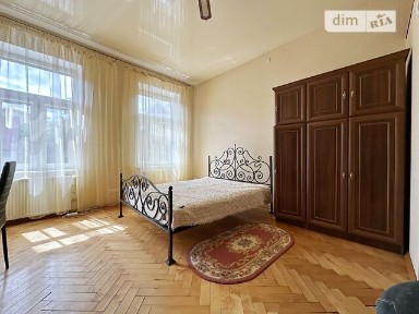ОРЕНДА 2-кімнатної квартири в австрійському будинку: вул. Чупринки, 22