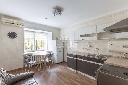 Продаж 2-кімнатної квартири 88.4 м², Осиповського вул., 9