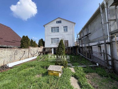Продам будинок з ремонтом у Крижанівці. З вікон вид моря, до пляжу 5хв