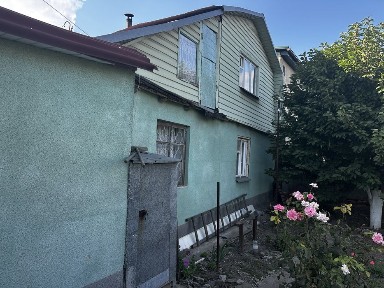 Продам домик в Черноморске