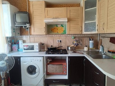 Сдам 2 комнатную квартиру левый берег 9мкр звонить с понедельника