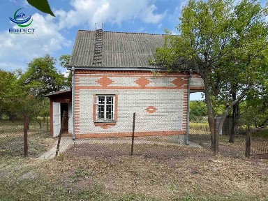 Продаж приватизованої дачі в Лаврові