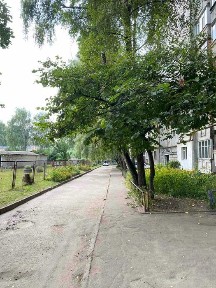Продам 2 х кімнатну на Сумської тероборони (колишня Ковпака)