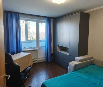 Продаж 3-кімн. квартири - метро Спортивна, Фесенківський в'їзд.