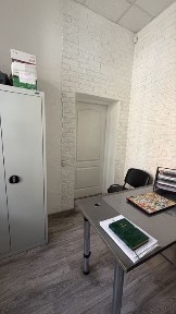 Здача приміщення біля Менори