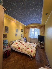 Продаж квартири вул Квітнева!
