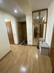 Продаж 3 км. квартири вул. Коссака.