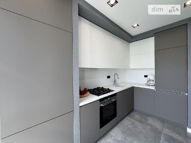 Продаж 2к квартири 93 кв. м на вул. Українська 83Б • ID 34707585