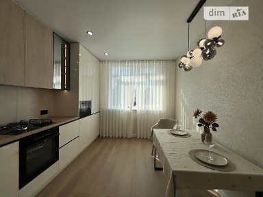 Продаж 2к квартири 70 кв. м на вул. Свободи 10А • ID 34707352