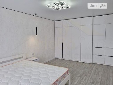 Продаж 2к квартири 69 кв. м на вул. Красносільського • ID 34706702
