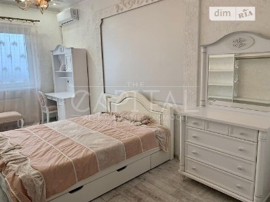 Продаж 3к квартири 106 кв. м на вул. Золотоустівська 16 • ID 34769444