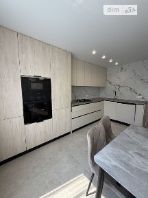 Продаж 2к квартири 62 кв. м на вул. Білогірська • ID 34705477