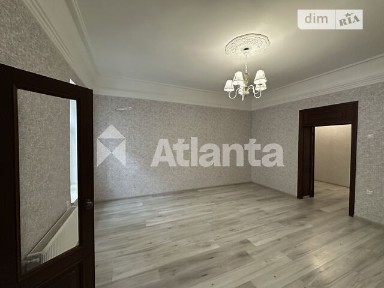 Продаж 3к квартири 67.8 кв. м на вул. Богдана Хмельницького • ID 34705224