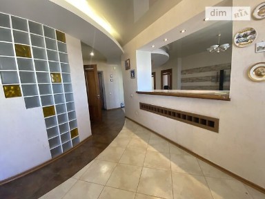 Продаж 3к квартири 107 кв. м на вул. Парусна 1Г • ID 34694683