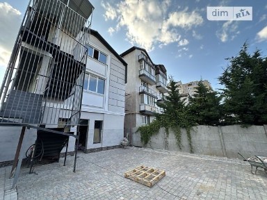Продаж 1к квартири 45 кв. м на вул. Інститутська 51 • ID 34670639