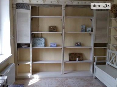 Продаж офісного приміщення 170 кв. м. на 1 поверсі на вул. Магістральна, триповерхова будівля • ID 34708450