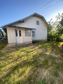 Продається будинок с. Стрілків
