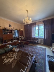 Продаж квартири по вулиці Шахтарськоі слави 2 ( Дзержинка ).