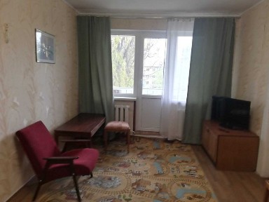 2 кімнатна квартира 13 000 вул. В. Гавела 87А