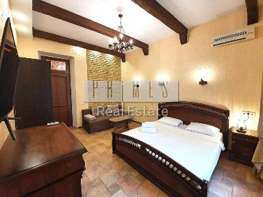 Оренда 2-кімнатної квартири 55 м² вул. Мала Житомирська 16/3 Центр Печерськ