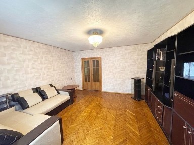 Без комісії. Оренда 4 - кімнатної квартири в центрі смт Коцюбинське.
