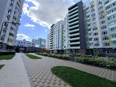 Харківське шосе, мікрорайон Харківський Масив, район Дарницький, Київ, метро Вирлиця, шосе Харківське 190 • ID 34711800