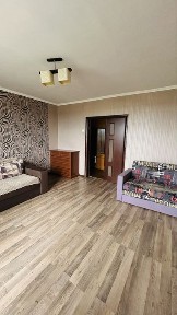 Продаж 3-х кімнатної квартири на Крошні вул. Покровська