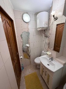 Київ, Загоревская, 3/15а
