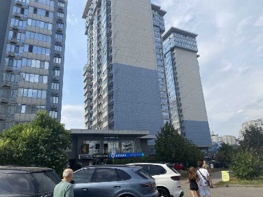 Оренда офісу 21.8 м², Дніпровська наб., 14