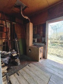 Продам приватизовану дачу у Пролетарському Гаю, біля озера Земснаряд.