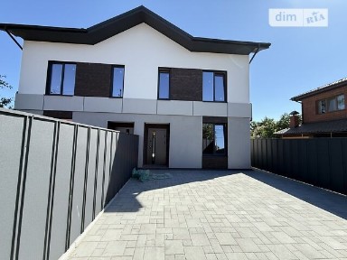 Продаж 2 поверхового дуплекса з ділянкою на 1.7 сотки, 120 кв. м, 4 кімнати, на вул. Українська 42 • ID 34710871