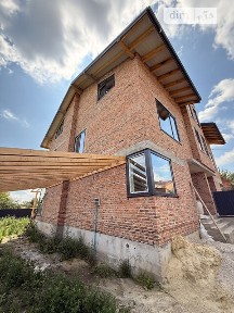 Продаж 2 поверхового будинку з ділянкою на 3.3 сотки, 200 кв. м, 4 кімнати, на вул. Дорошенка 44 • ID 34710574