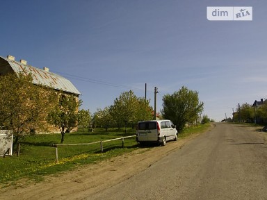 Продаж 2 поверхового будинку з гаражем і ділянкою на 25 соток, 292 кв. м, 8 кімнат, на вул. Головна • ID 34706653